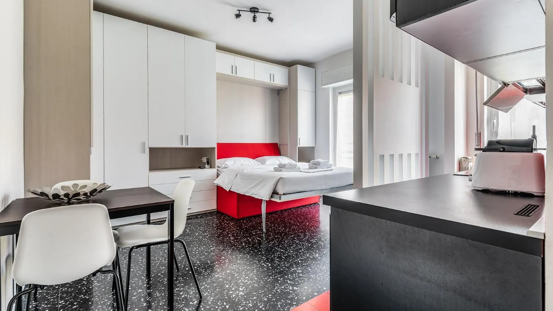 Milano 2 Pax Wi-Fi Via Tartini 13C Apartment 0*, Milan