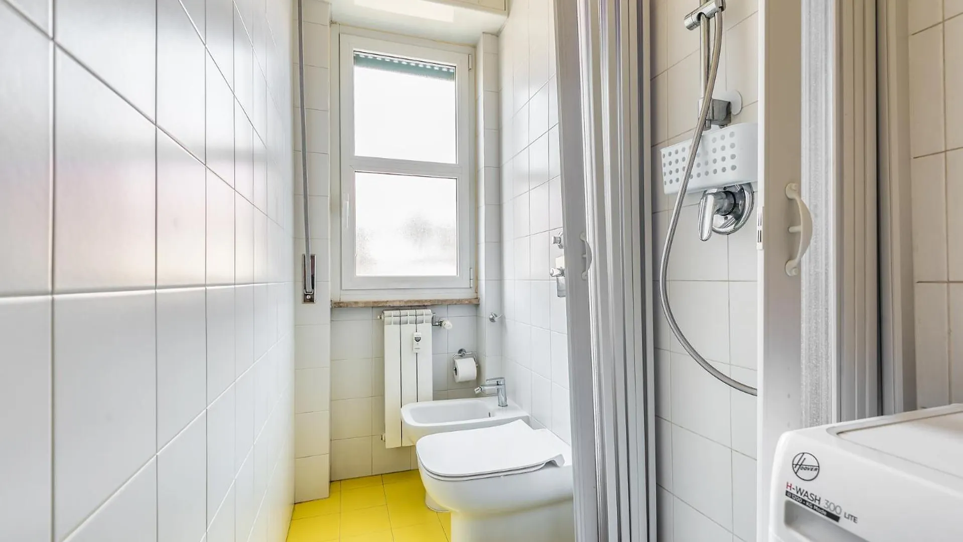 Milano 2 Pax Wi-Fi Via Tartini 13C Apartment 0*, Milan Italy